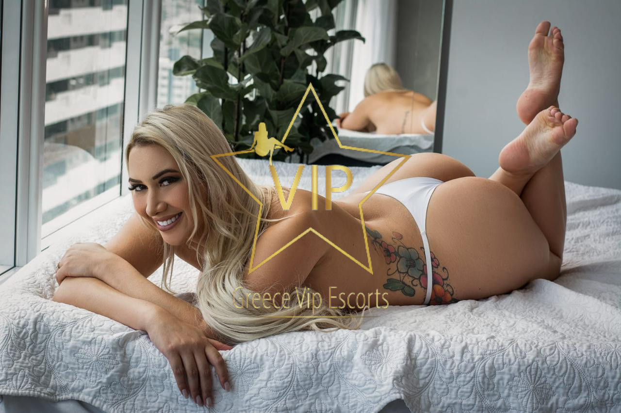 StellaXOXO1 Bisexual,Blonde,English,66-70kg,Nepali